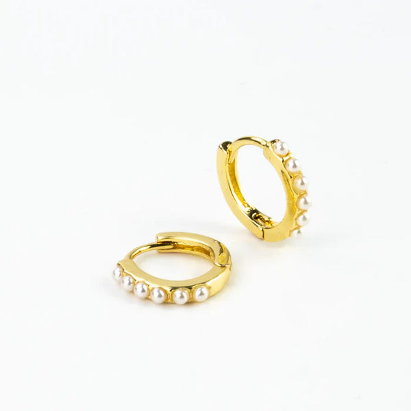 SURYA HUGGIE HOOP EARRINGS GOLD